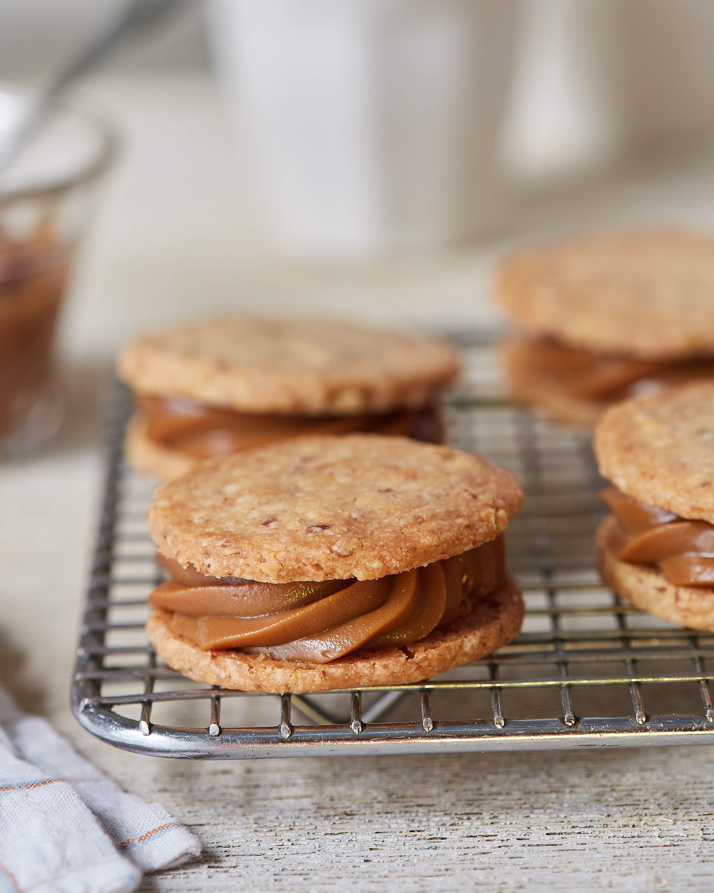 12-alfajores de almendras